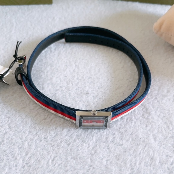 Authentic Gucci G-Frame Multicolored Dial Quartz Nylon Women's Watch - Picture 5 of 16